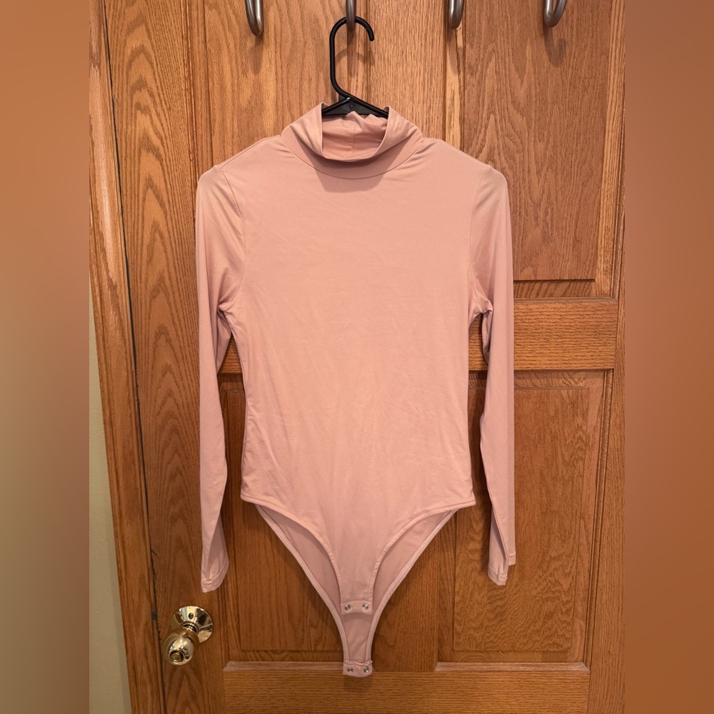 ReoRia Soft Peach High Neck Bodysuit